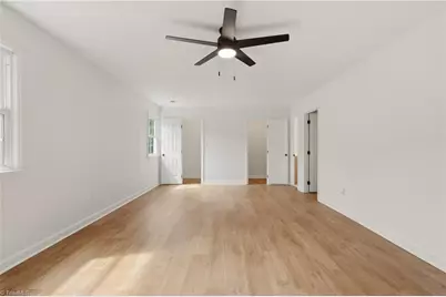 4518 Oak Hollow Drive, High Point, NC 27265 - Photo 18