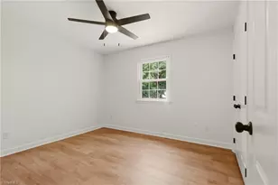 4518 Oak Hollow Dr, High Point, NC 27265 - Photo 22