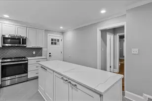923 Greenwood Dr, Greensboro, NC 27410 - Photo 10