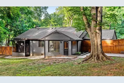 923 Greenwood Drive, Greensboro, NC 27410 - Photo 6