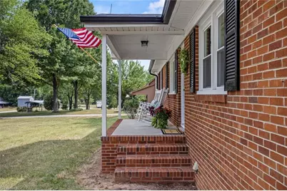 9771 Woodruff Road, Kernersville, NC 27284 - Photo 4