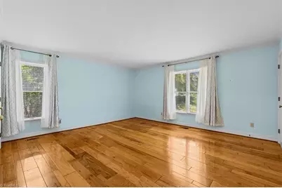 919 Woodbrook Drive, Greensboro, NC 27410 - Photo 20