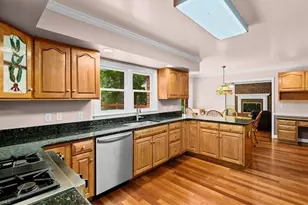 919 Woodbrook Dr, Greensboro, NC 27410 - Photo 12