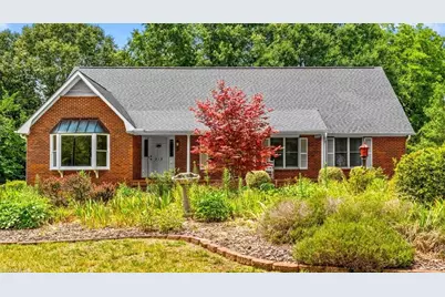 919 Woodbrook Drive, Greensboro, NC 27410 - Photo 2