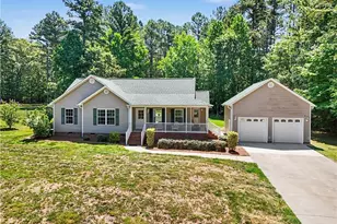 392 Cove Wood Dr, Denton, NC 27239 - Photo 2