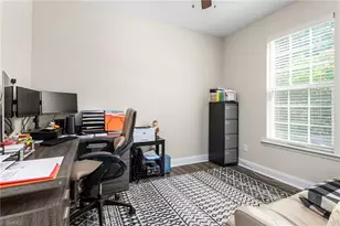 365 Mahogany Dr, Thomasville, NC 27360 - Photo 18