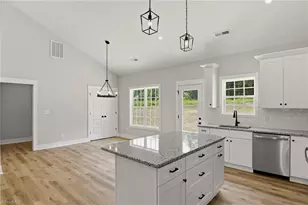 116 Comanche Trail, Lexington, NC 27295 - Photo 12