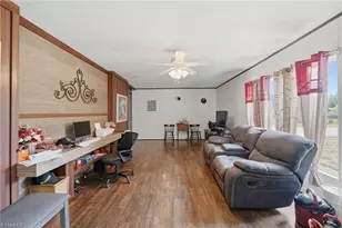 114 Hughes Ridge Ct, Burlington, NC 27217 - Photo 10
