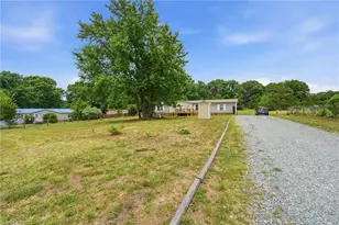 114 Hughes Ridge Ct, Burlington, NC 27217 - Photo 8