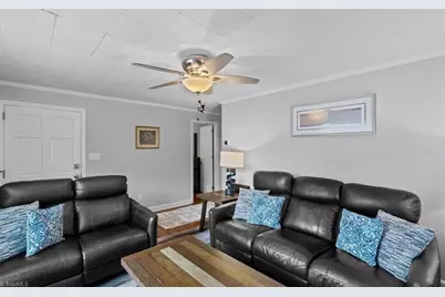 609 Hedrick Avenue, High Point, NC 27262 - Photo 8