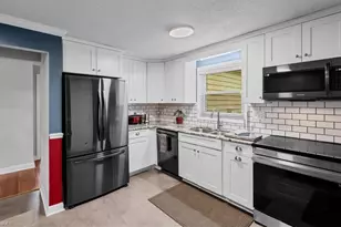 609 Hedrick Ave, High Point, NC 27262 - Photo 10