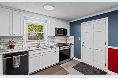 609 Hedrick Avenue, High Point, NC 27262 - Photo 12