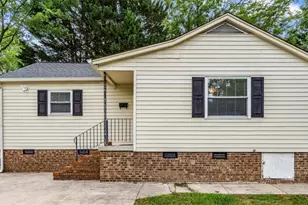 609 Hedrick Ave, High Point, NC 27262 - Photo 2