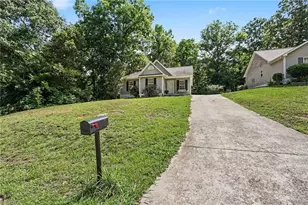 459 Whitney Rd, Mocksville, NC 27028 - Photo 2