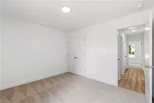 1318 Delaware Ave, Eden, NC 27288 - Photo 24