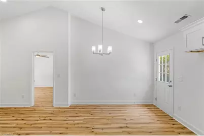 1318 Delaware Avenue, Eden, NC 27288 - Photo 8