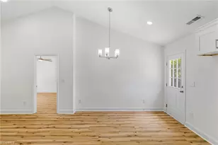 1318 Delaware Ave, Eden, NC 27288 - Photo 8