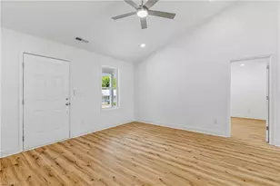 1318 Delaware Ave, Eden, NC 27288 - Photo 6