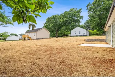 1318 Delaware Avenue, Eden, NC 27288 - Photo 32