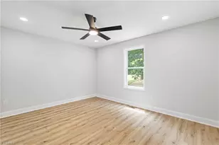 210 Merriman St, Eden, NC 27288 - Photo 16