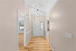 2074 Hibiscus Ln, Kernersville, NC 27284 - Photo 4