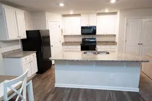 2126 Lagganmore Dr, Greensboro, NC 27405 - Photo 10