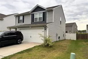 2126 Lagganmore Dr, Greensboro, NC 27405 - Photo 2