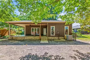 634 Eisenhower St, Yadkinville, NC 27055 - Photo 22