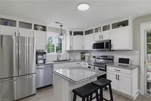 913 Topsail Dr, Browns Summit, NC 27214 - Photo 4