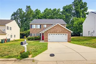 913 Topsail Dr, Browns Summit, NC 27214 - Photo 1