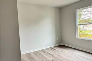343 Frank Cherry St, Eden, NC 27288 - Photo 14