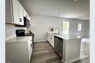 343 Frank Cherry Street, Eden, NC 27288 - Photo 6
