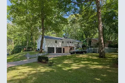 2696 Belwick Drive, Winston-Salem, NC 27106 - Photo 4