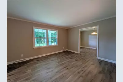 2696 Belwick Drive, Winston-Salem, NC 27106 - Photo 10