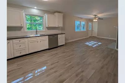 2696 Belwick Drive, Winston-Salem, NC 27106 - Photo 14