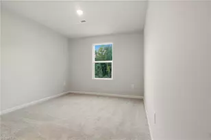 342 Poppy Ct, Eden, NC 27288 - Photo 26