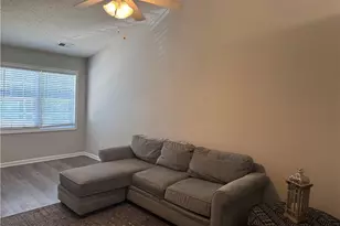 196 Bethania Oaks Cir, Pfafftown, NC 27040 - Photo 2