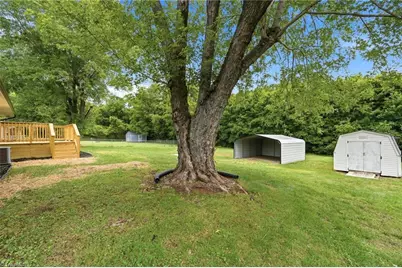 242 Island Drive, Madison, NC 27025 - Photo 36