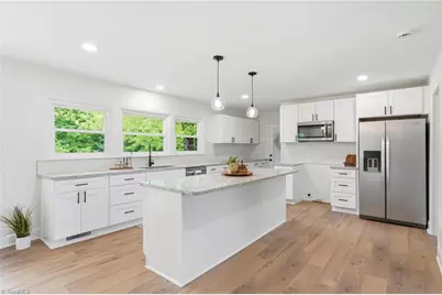 242 Island Drive, Madison, NC 27025 - Photo 6