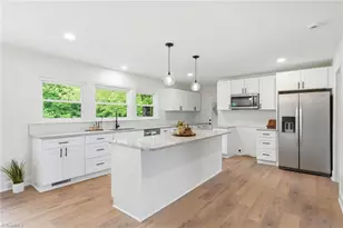 242 Island Dr, Madison, NC 27025 - Photo 6