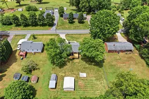 242 Island Dr, Madison, NC 27025 - Photo 42