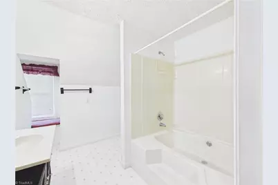 2094 Asheboro School Road, Asheboro, NC 27203 - Photo 28