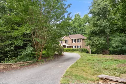 4820 Bent Ridge Lane, Clemmons, NC 27012 - Photo 4