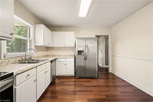 1304 Nance St, Burlington, NC 27217 - Photo 2