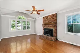 3800 Blairwood St, High Point, NC 27265 - Photo 12