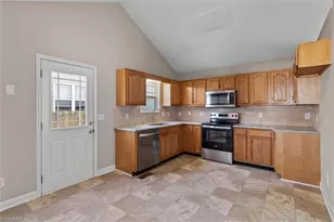 623 Denny Dr, Winston-Salem, NC 27107 - Photo 10