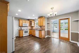 6204 Highland Brook Dr, Clemmons, NC 27012 - Photo 14