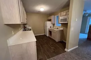 2624 Guyer St, High Point, NC 27265 - Photo 6