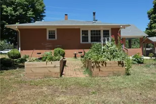 1239 Fairview Dr, Lexington, NC 27292 - Photo 26