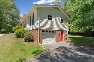 3725 Crestbrook Ln, Pfafftown, NC 27040 - Photo 32
